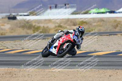 media/Mar-23-2025-CVMA (Sun) [[674f32b282]]/Race 7-Formula LW Twins Shootout/